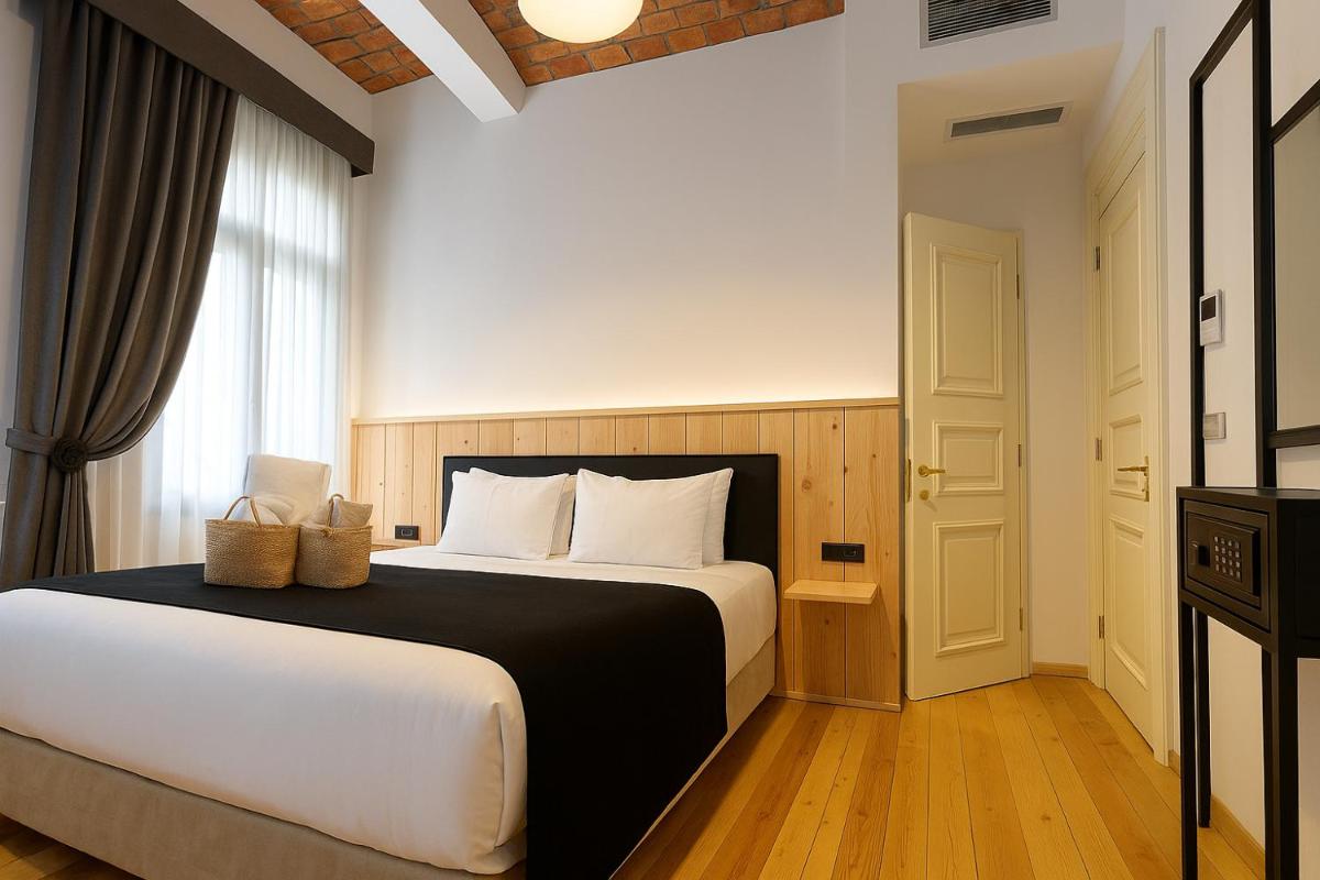 Taksim Istiklal Street Kamilbey Hotel - Housity