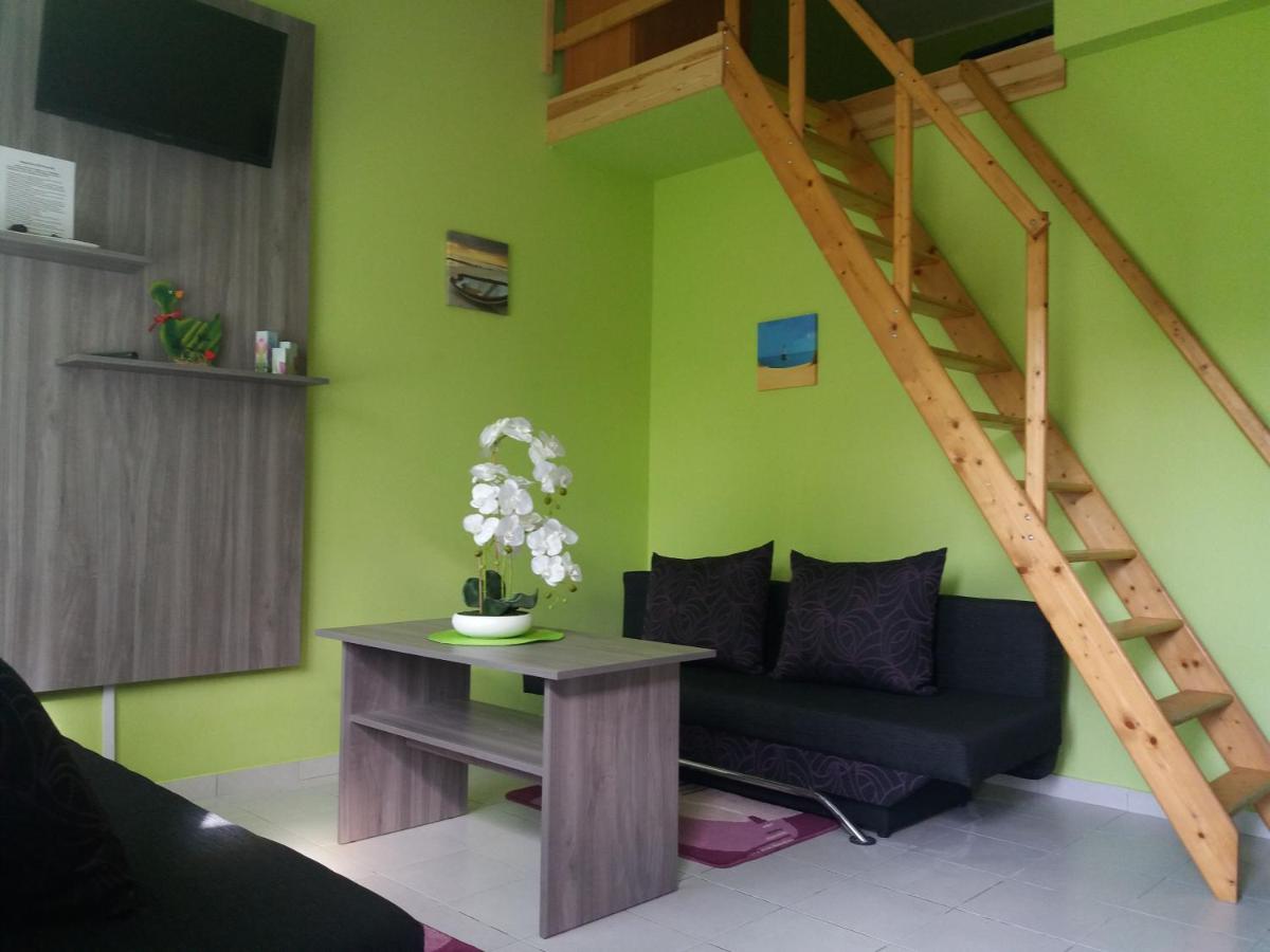Villa Muszelka - Housity