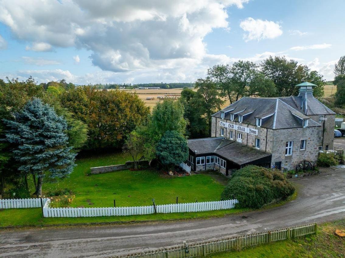 The Old Mill Inn - Housity