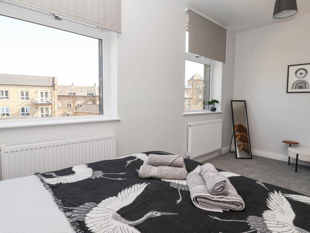 Canal View - Housity
