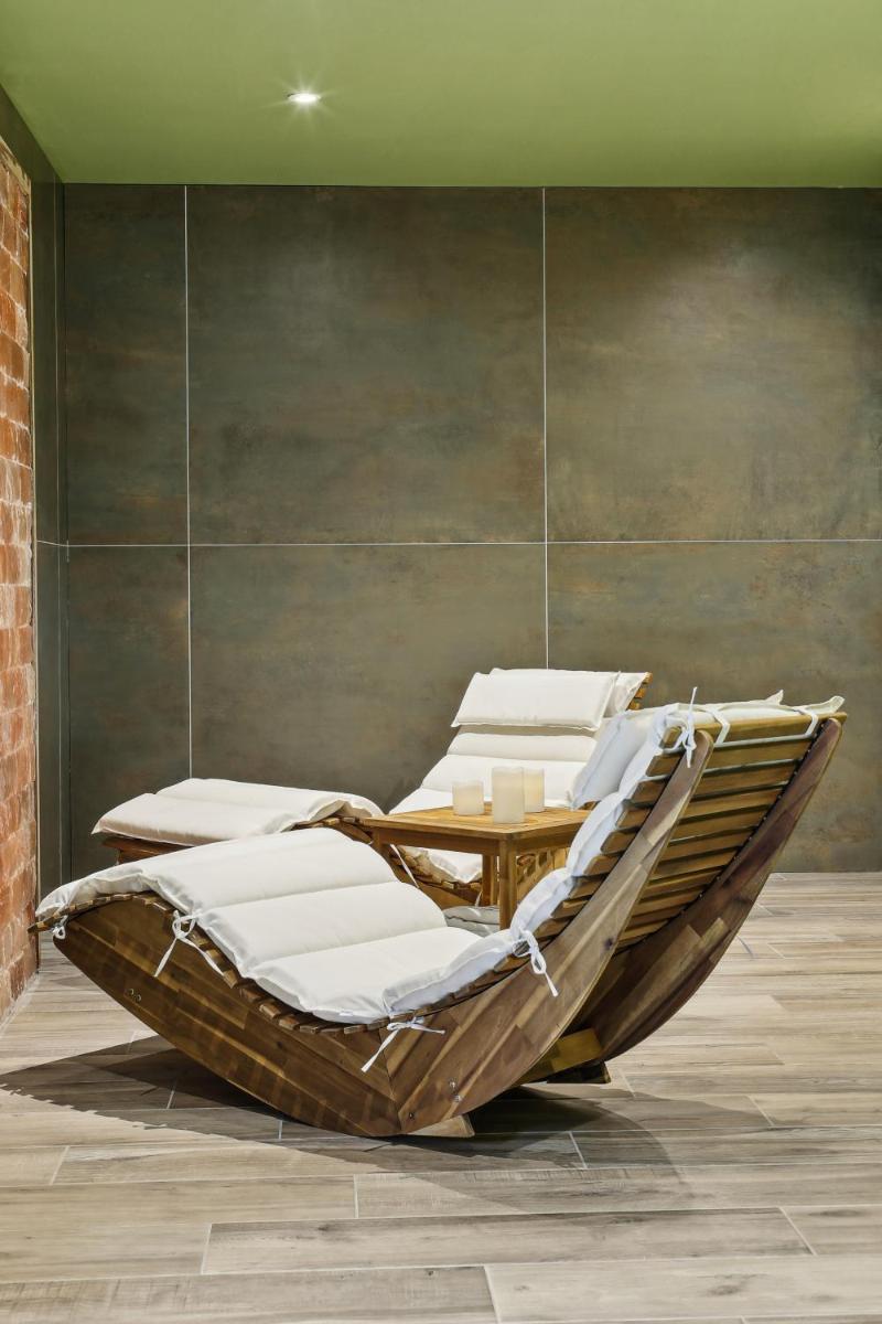 Hôtel SPA Restaurant AKENA Molinges - La Brocatelle - Housity