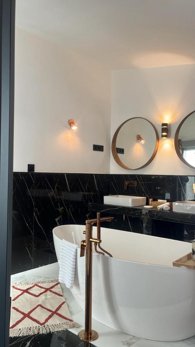 Hotel Minera - Housity