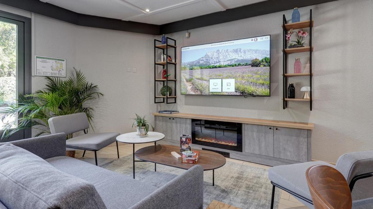 Campanile NATURE - Aix En Provence Meyreuil - Housity