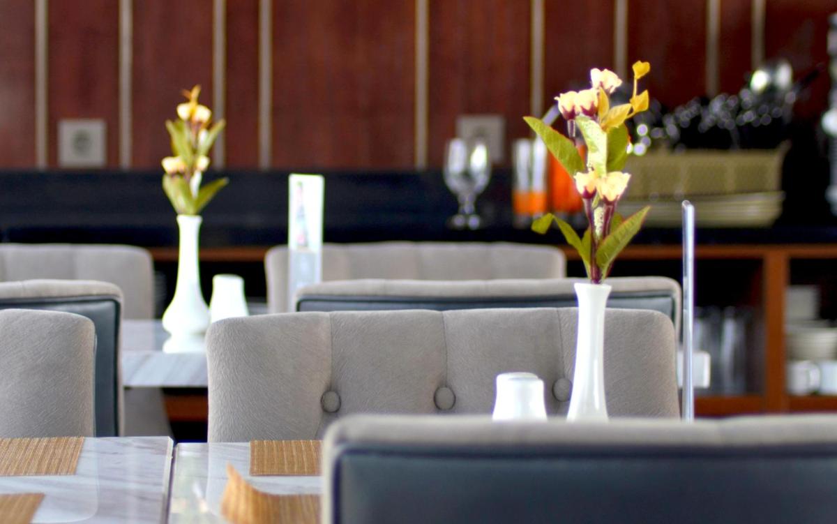 Suitetrails - Louis Kienne Hotel Simpang Lima