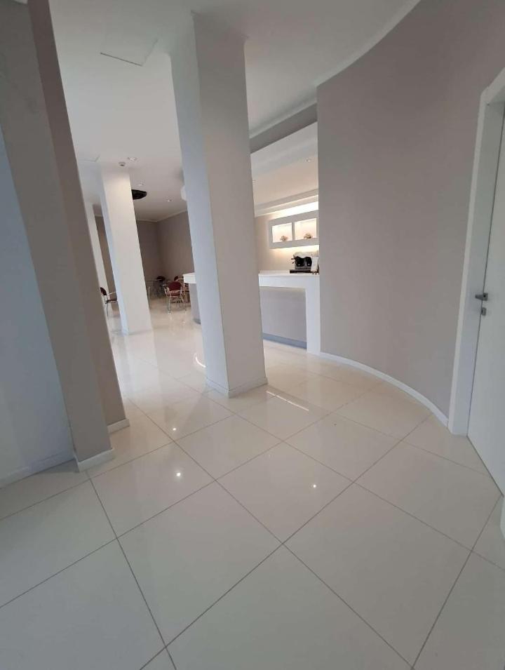 Hotel Ristorante La Scogliera - Housity