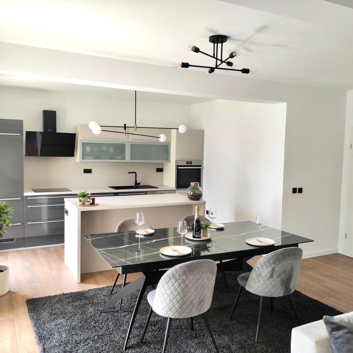 Holiday Home Mirela - Housity