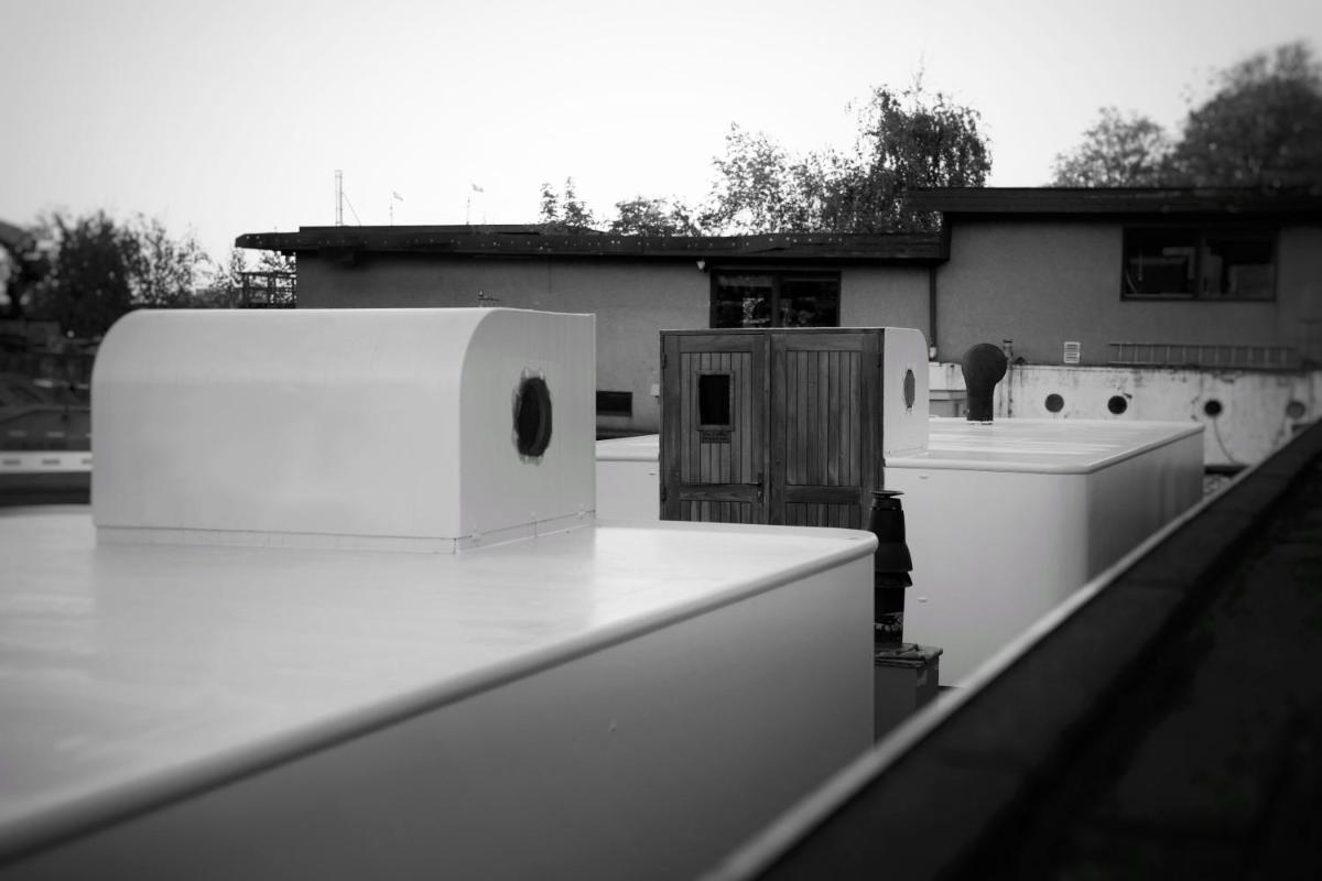 Houseboat-Amsterdam-Classic - Housity
