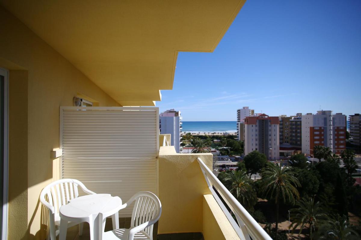 Un balcón o terraza de Hotel Tres Anclas