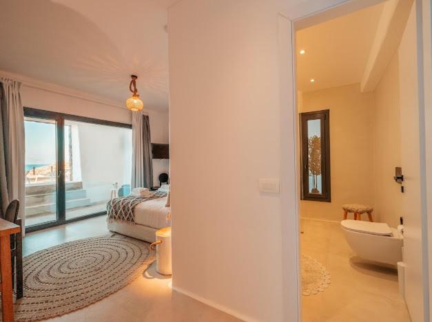 Shark Luxury Villa - Housity