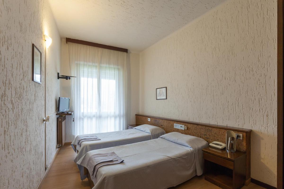 Hotel Franini - Housity