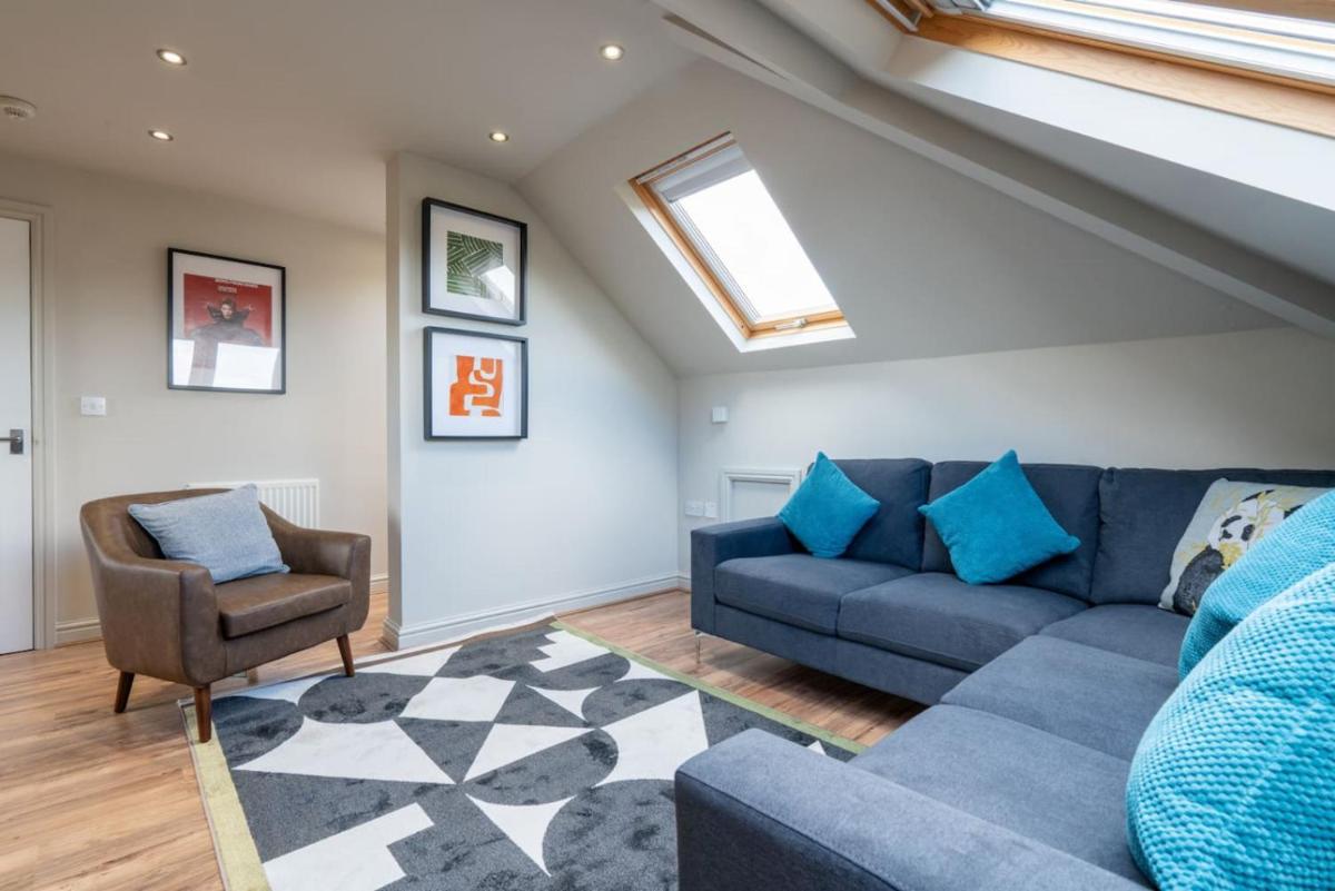 Sky view apartment in Sheffield - Housity