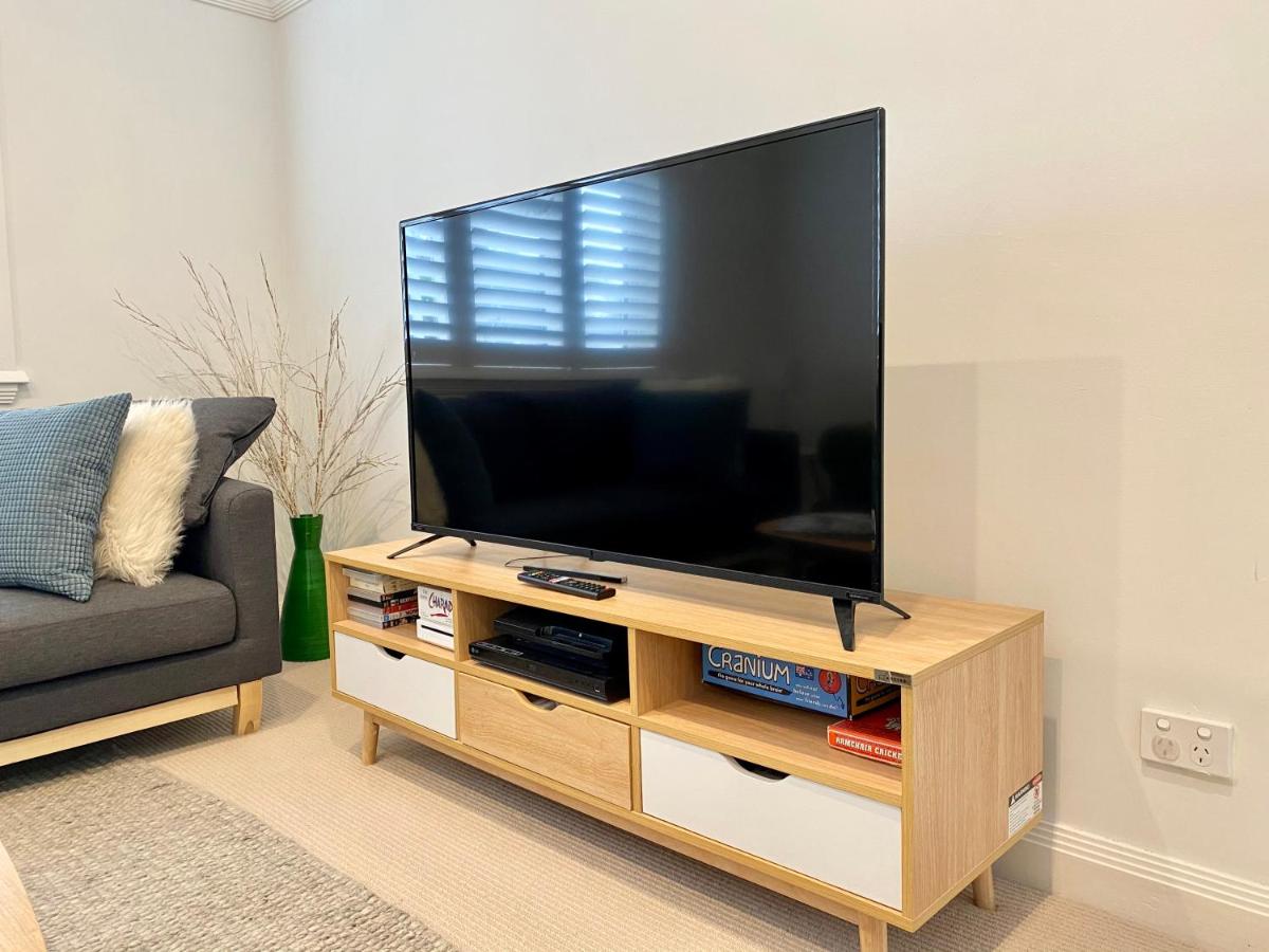 Manly Beach Retreat with free onsite parking - Hizvo