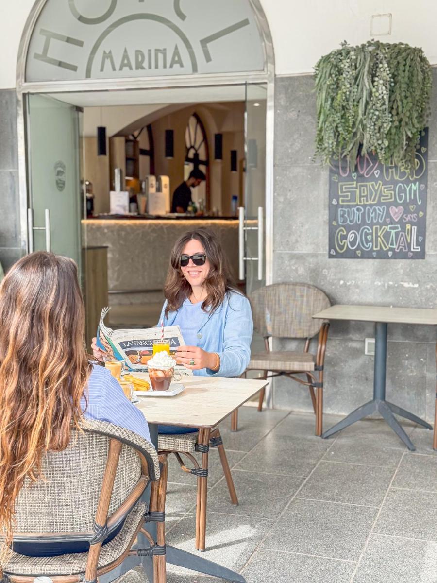 Clientes alojados en Hotel Marina