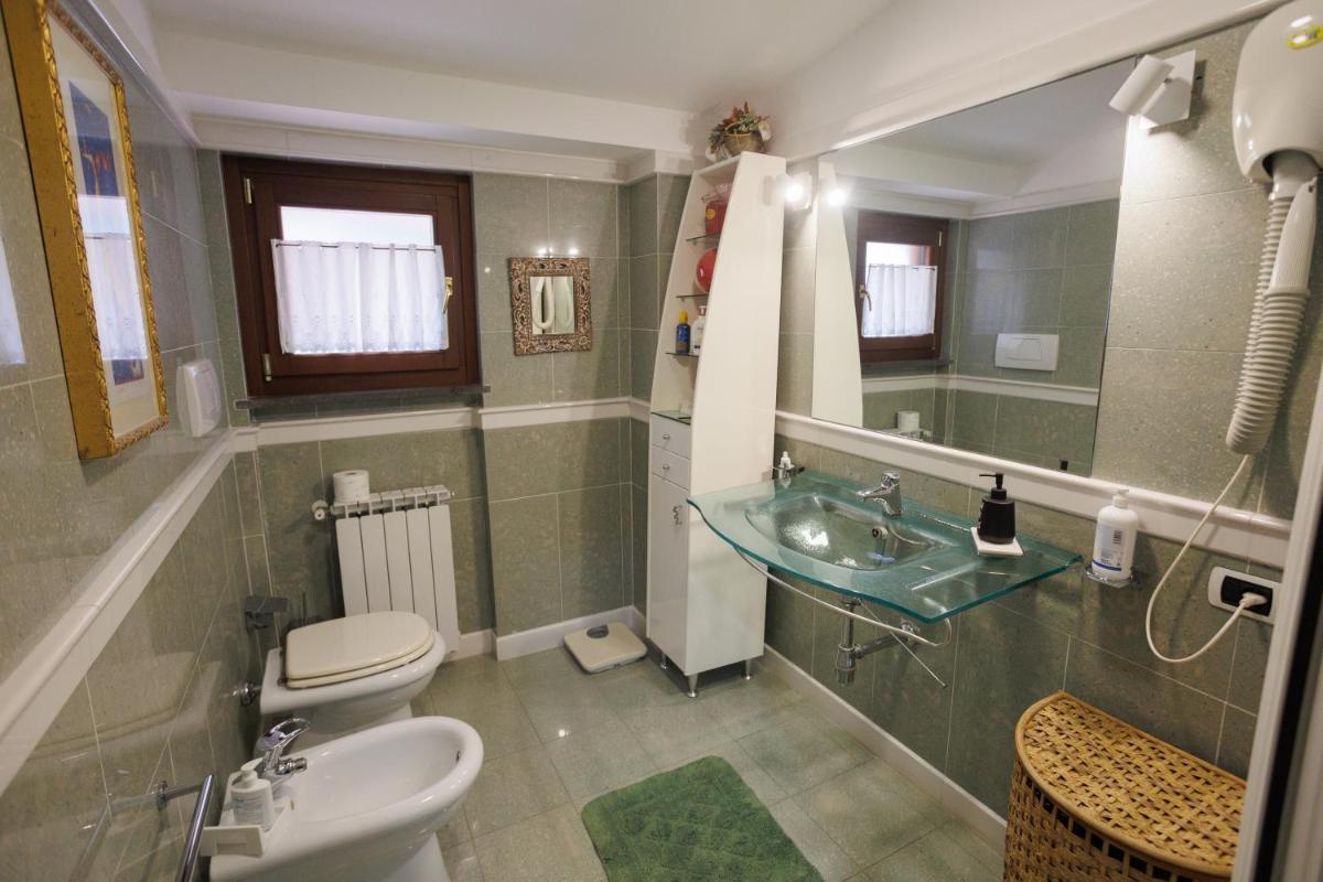 The Lemon Tree House - Housity