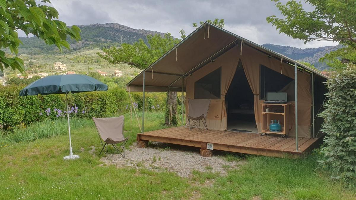 Camping Onlycamp le Jalinier - Housity