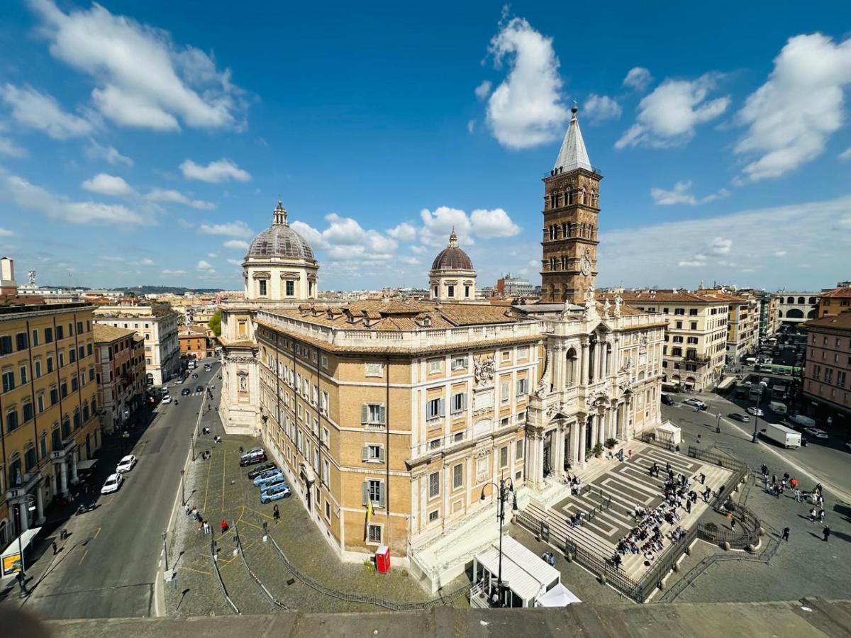 Santa Maria Maggiore Suites Apartments - Housity