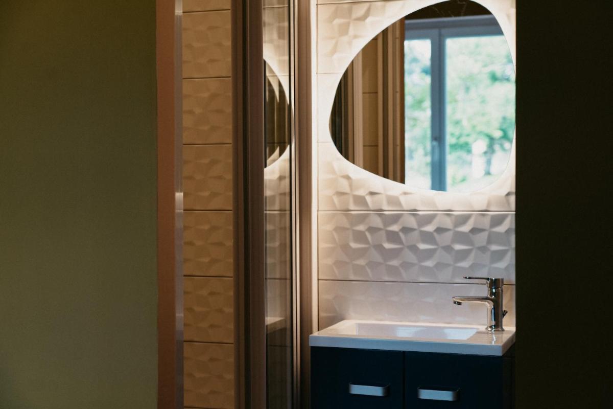 Hotel Bleu Soleil - Housity