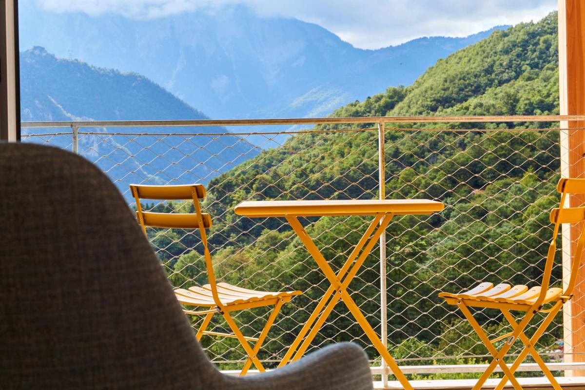 Vue générale sur la montagne ou vue sur la montagne depuis l'appart'hôtel