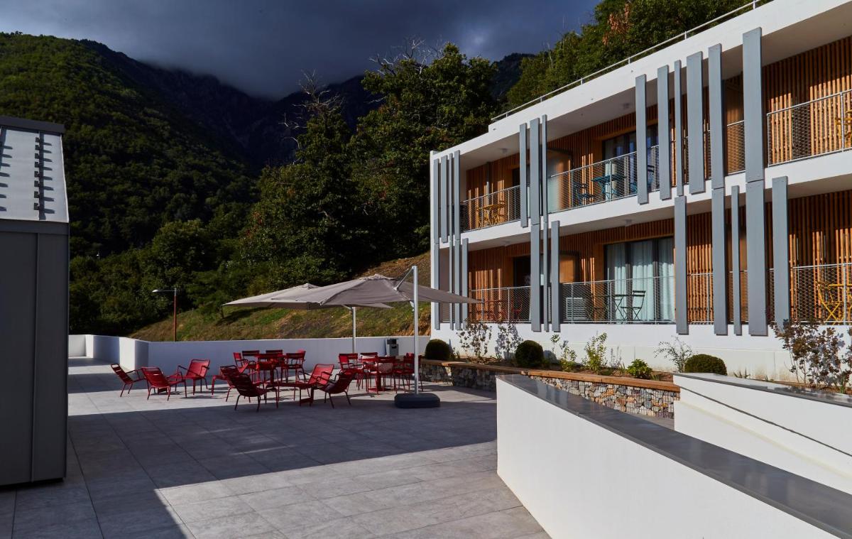 Vue générale sur la montagne ou vue sur la montagne depuis l'appart'hôtel