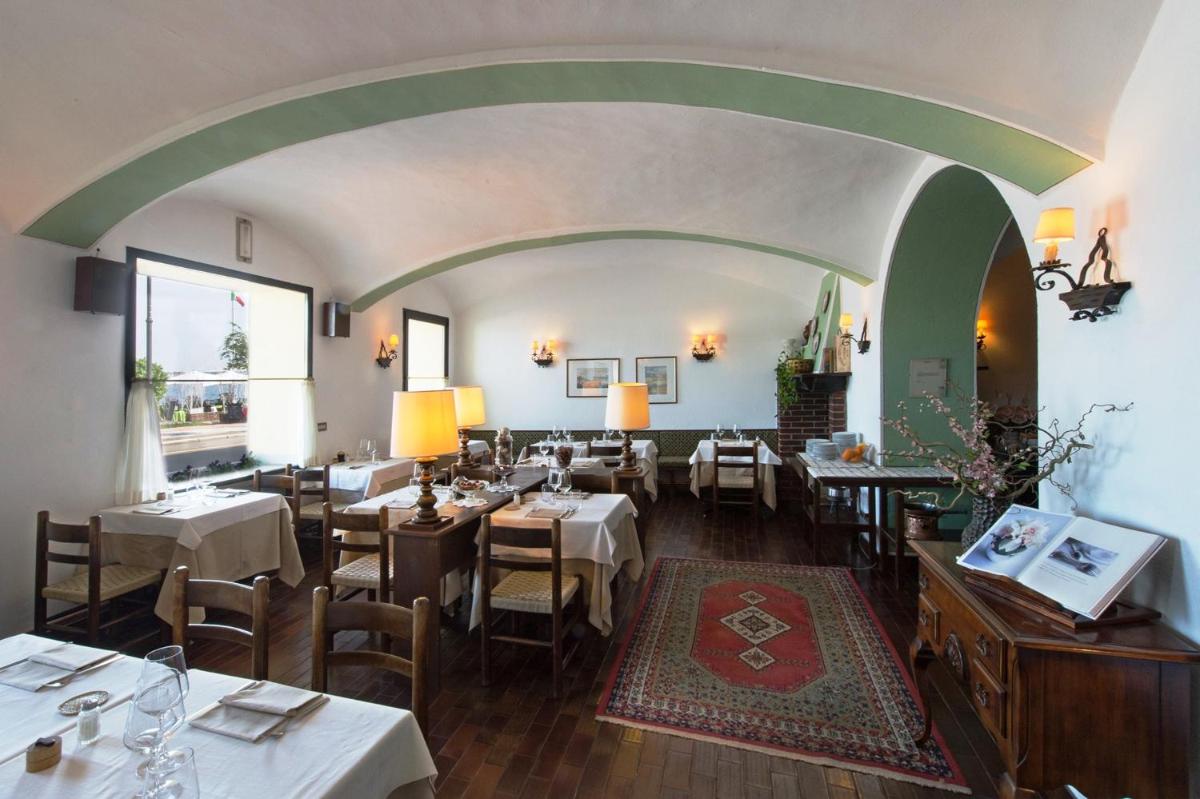Hotel Eden - Housity