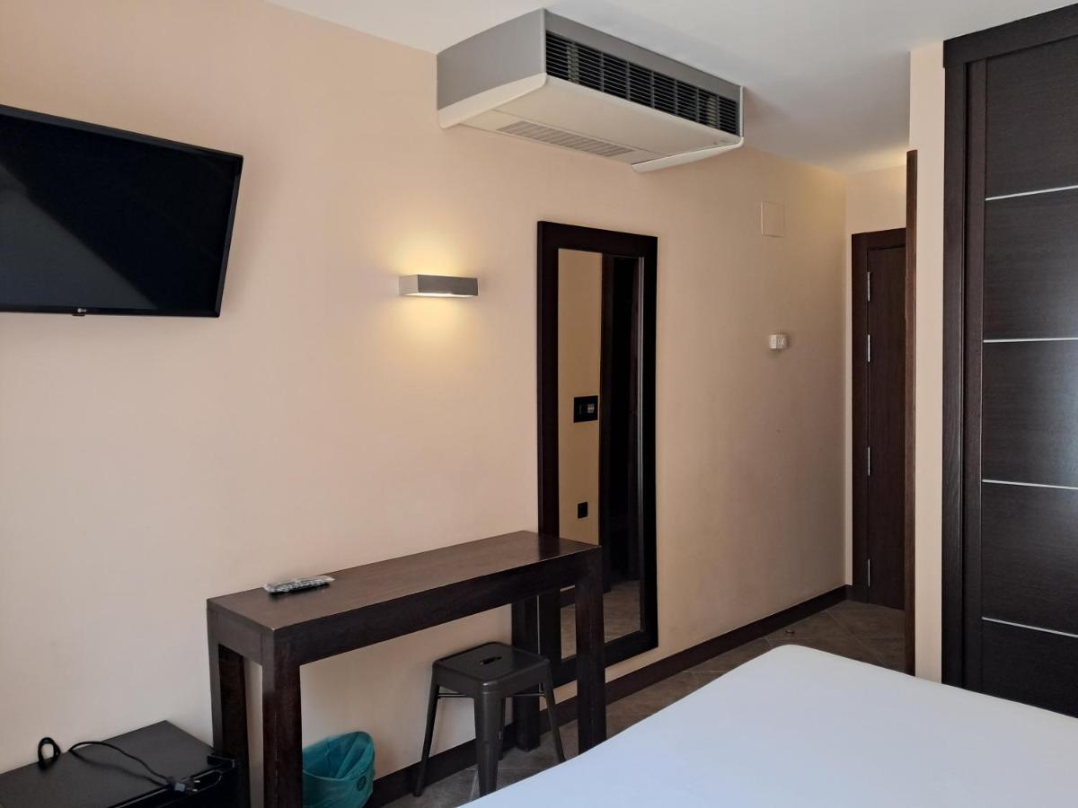 Hostal Rural Villa Vieja - Housity