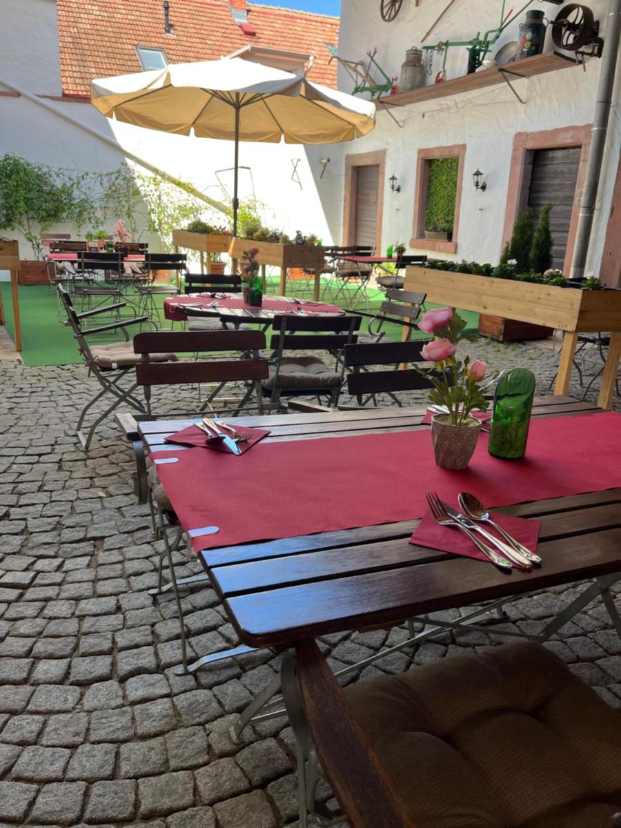 Landgasthof Rebstock - Housity