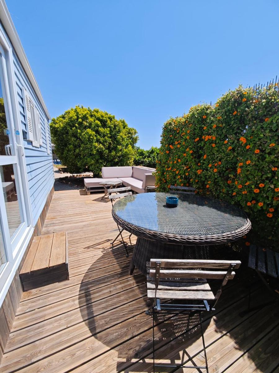 Casa Azul-Tiny house with fantastic view, big outdoor space and pool - Housity