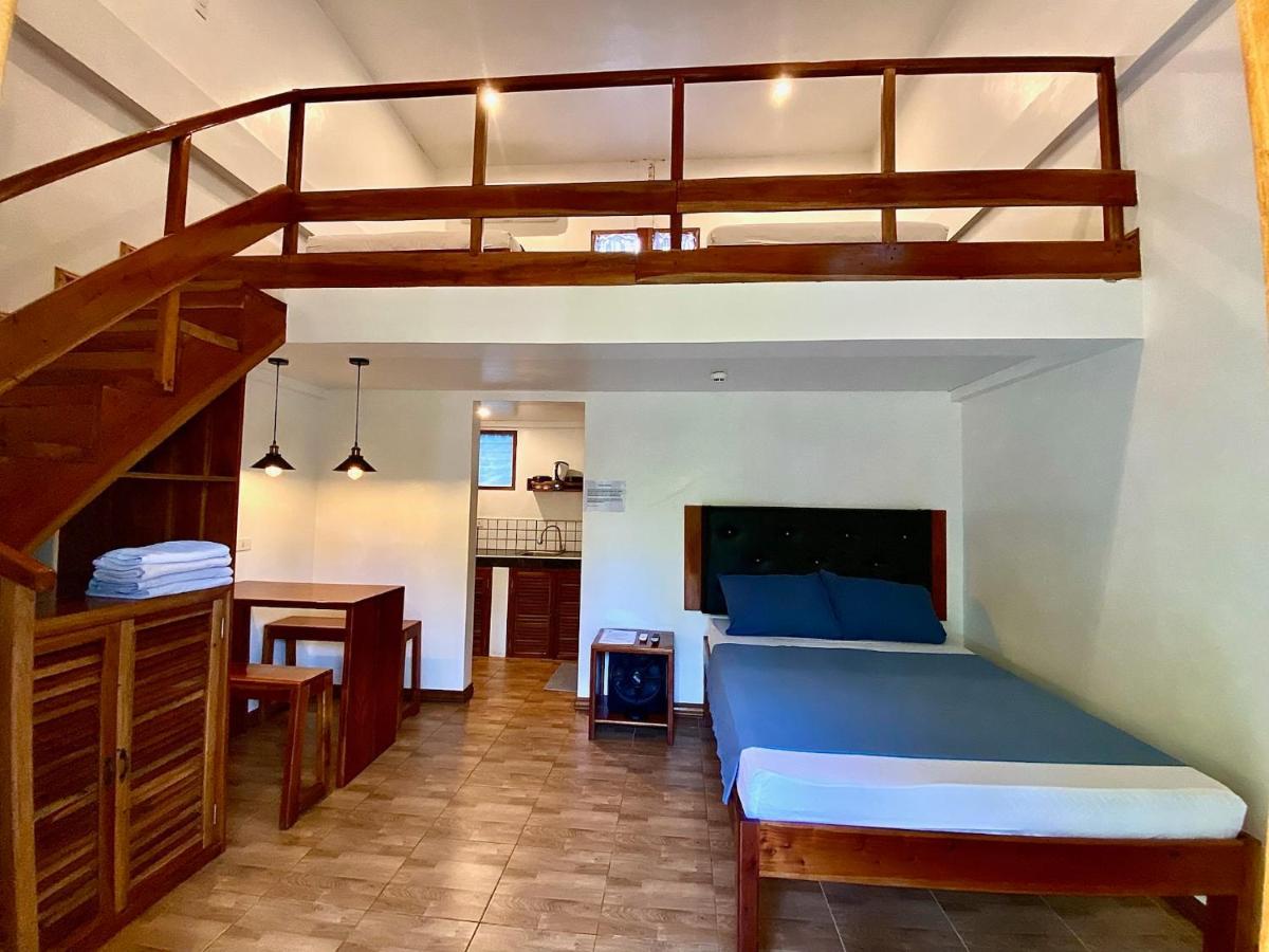 White Bada Guesthouse - Housity