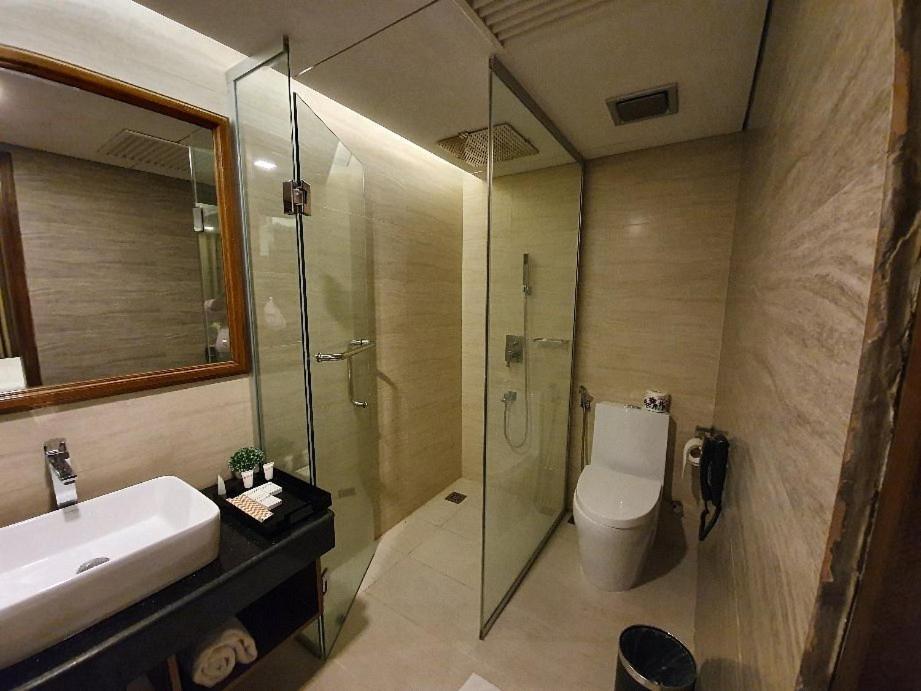 Marino Hotel - Best near Airport - Hizvo