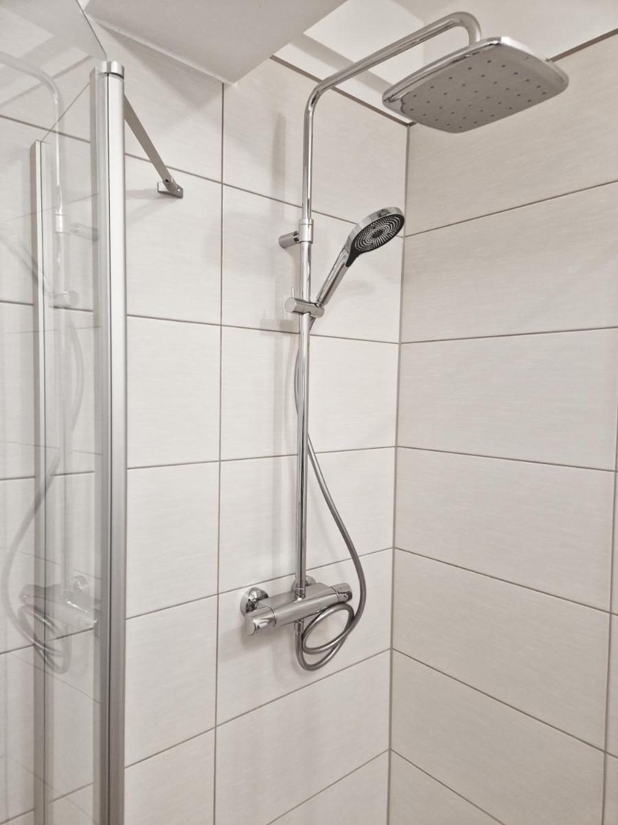 Pension Weserufer - Housity