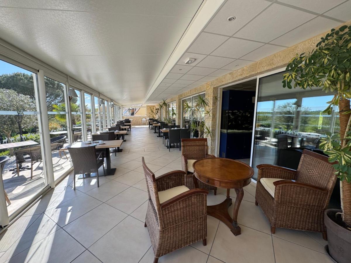 Restaurant ou autre lieu de restauration dans l'établissement Hotel Restaurant Laborderie