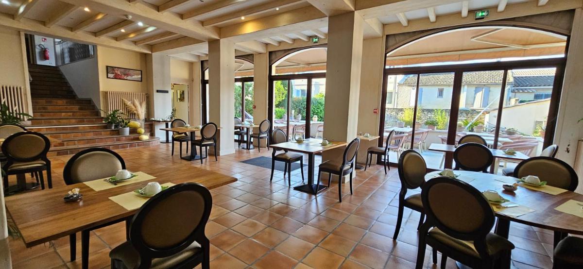 Le Castelet des Alpilles - Housity