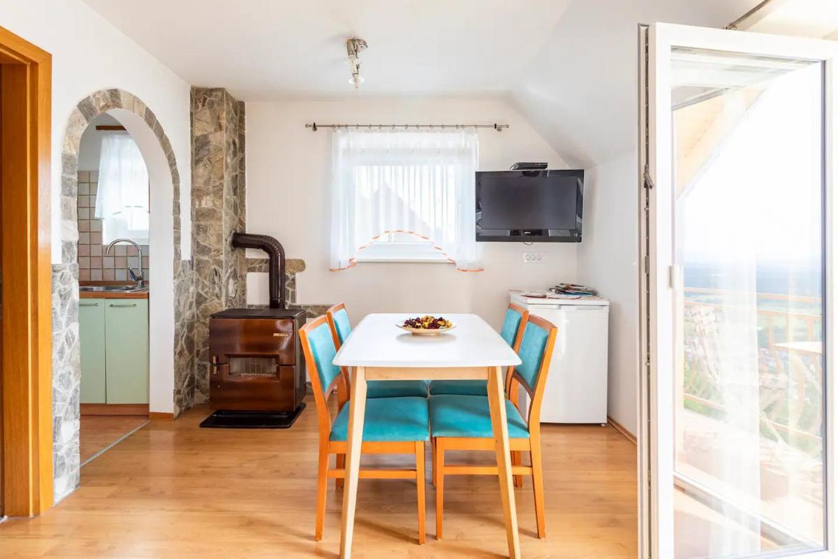 Zidanica-Vineyard Cottage Jakše - Housity