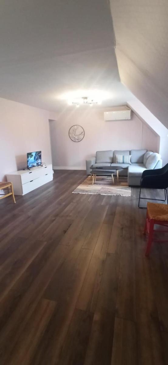 Gästis Vandrarhem Örkelljunga - Housity