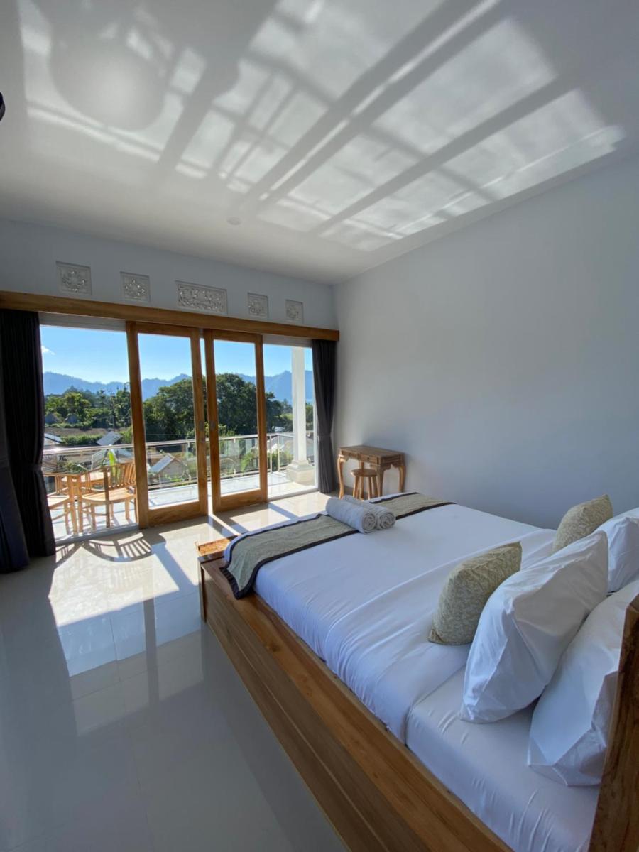 Batur Pyramid Guesthouse - Housity