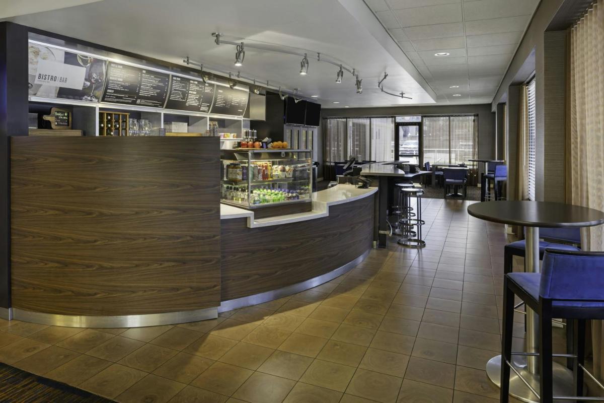 Courtyard by Marriott Riverside UCR/Moreno Valley Area - Housity