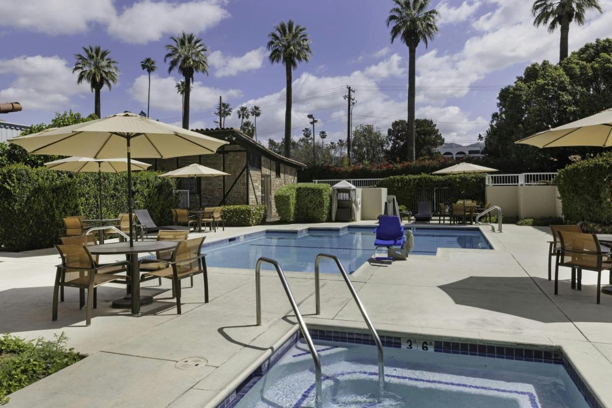 Courtyard by Marriott Riverside UCR/Moreno Valley Area - Housity