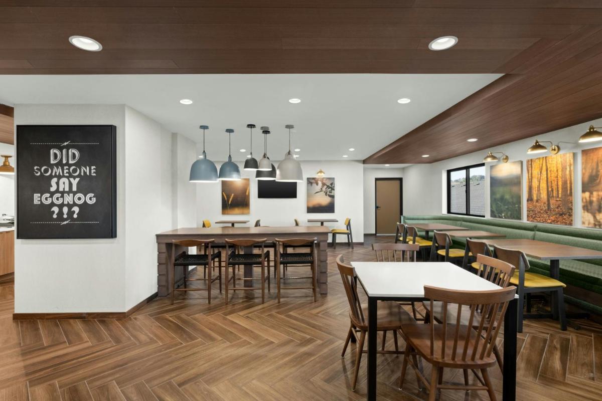 Colony Inn - Housity