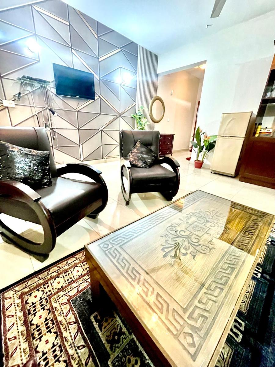 2 Bed apartment F-11 Islamabad - Housity