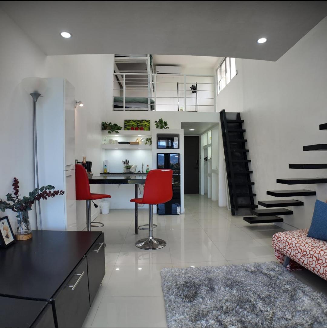 Las Terrazas Suites Studio Apartment - Housity