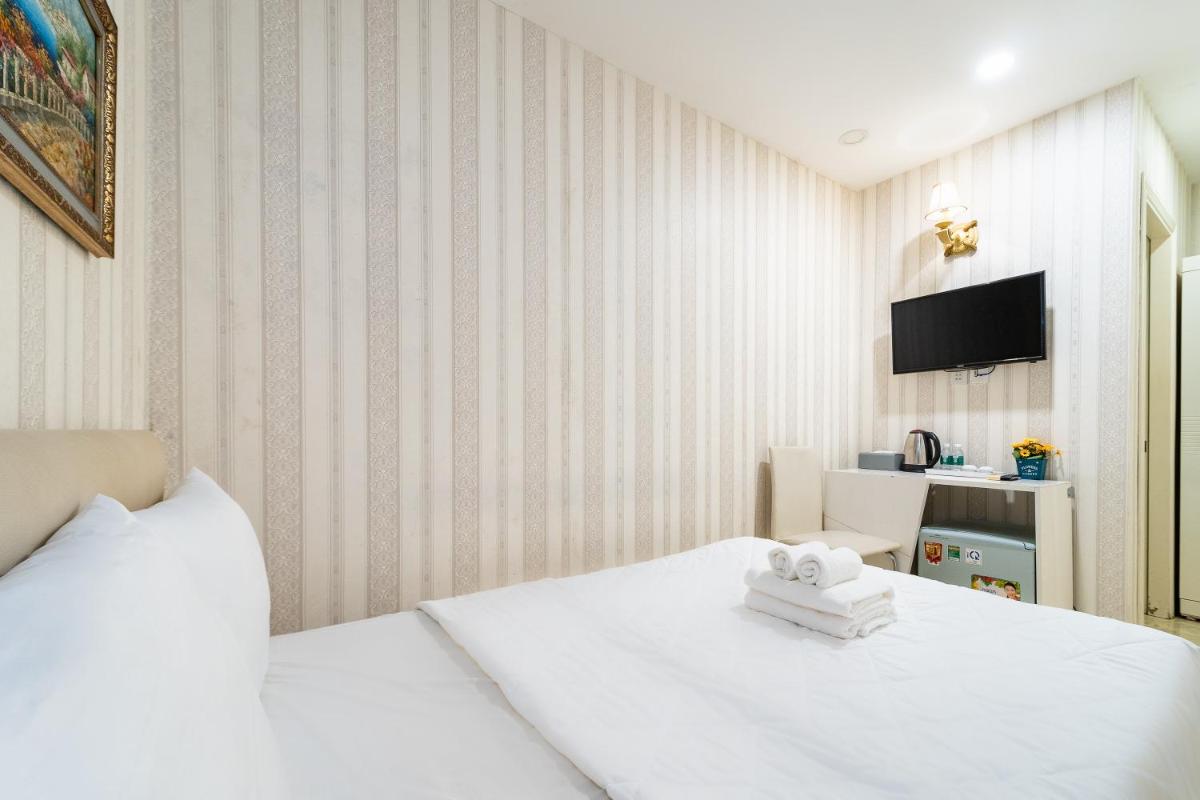 WIN hotel & Apartment - Housity