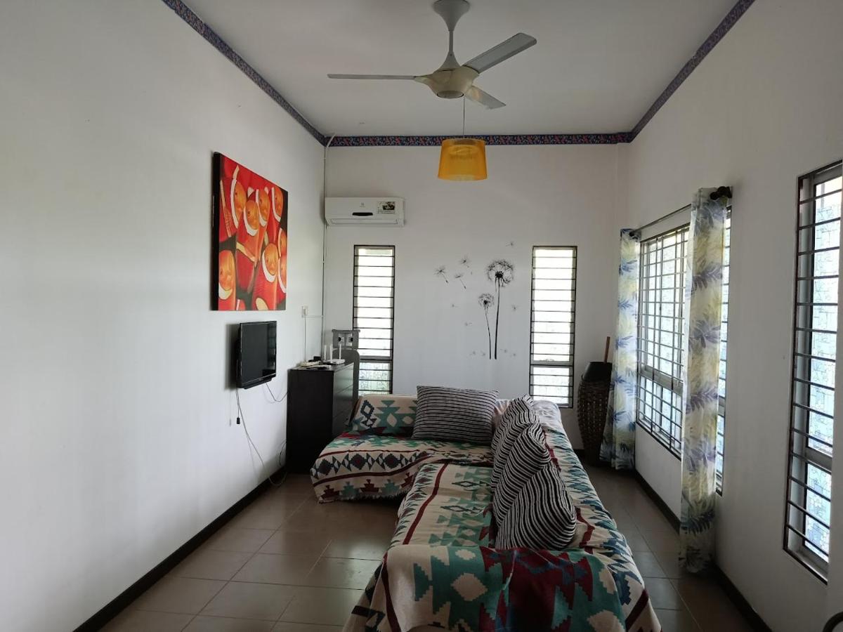 Marco Polo Rest House - Housity