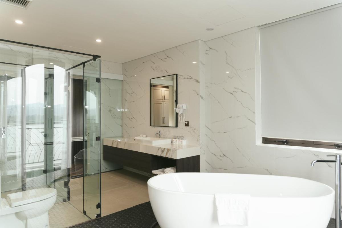 Belliss Hotel Đại Lải - Housity