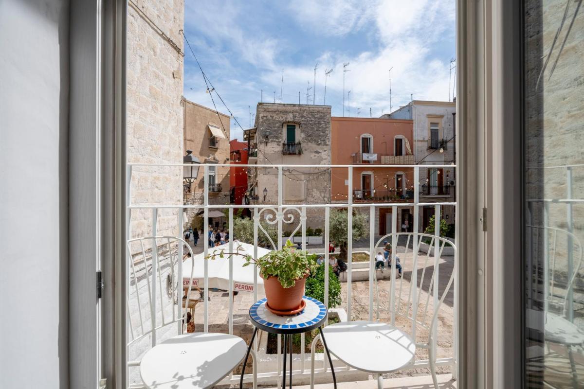 Old Town Vibe - Housity