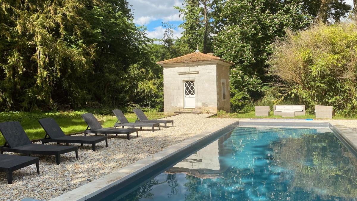 Château de Marigné - Gîte de charme- 15 pl - Housity