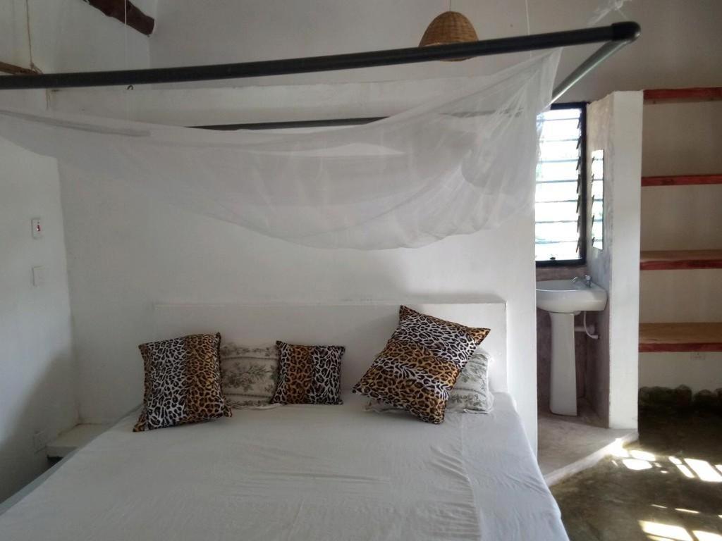 Travellers Inn Resort Malindi - Housity