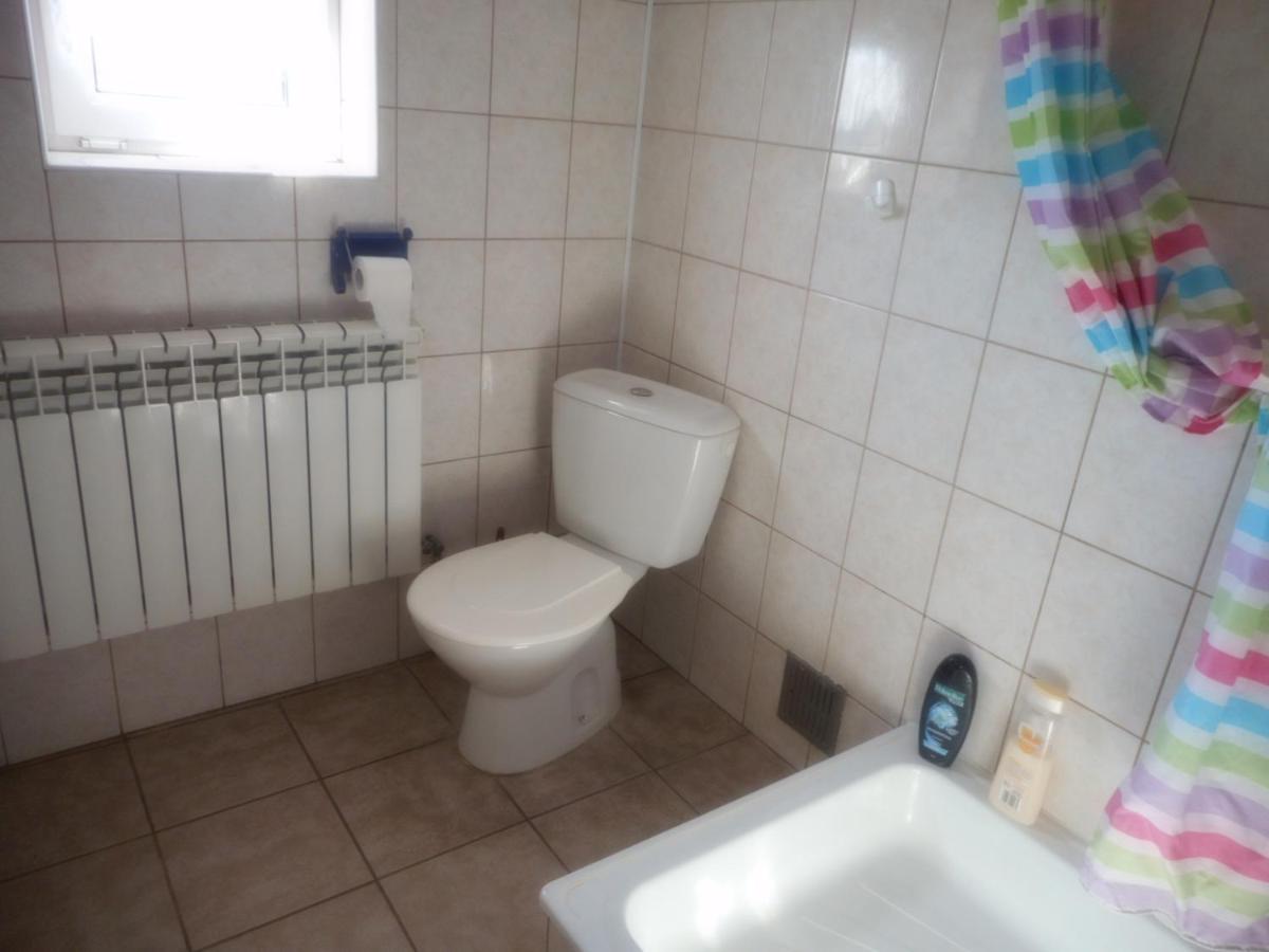 Przy lesie - Housity