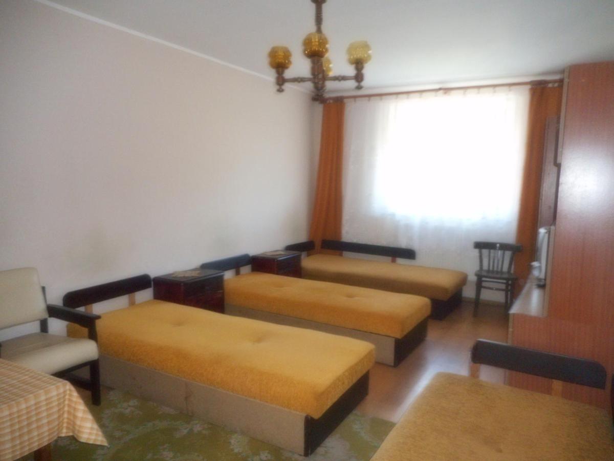 Przy lesie - Housity