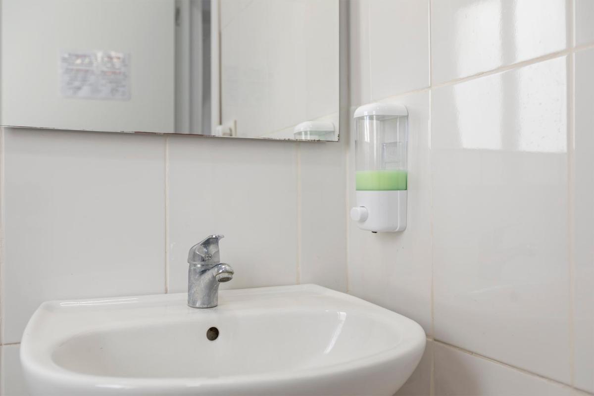 TENERIFE URBAN ROOMS - Housity