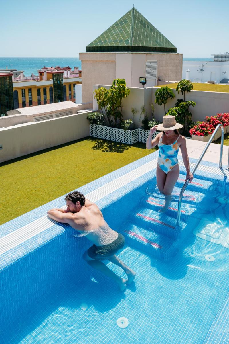 Piscina en o cerca de MS Aguamarina Costa del Sol